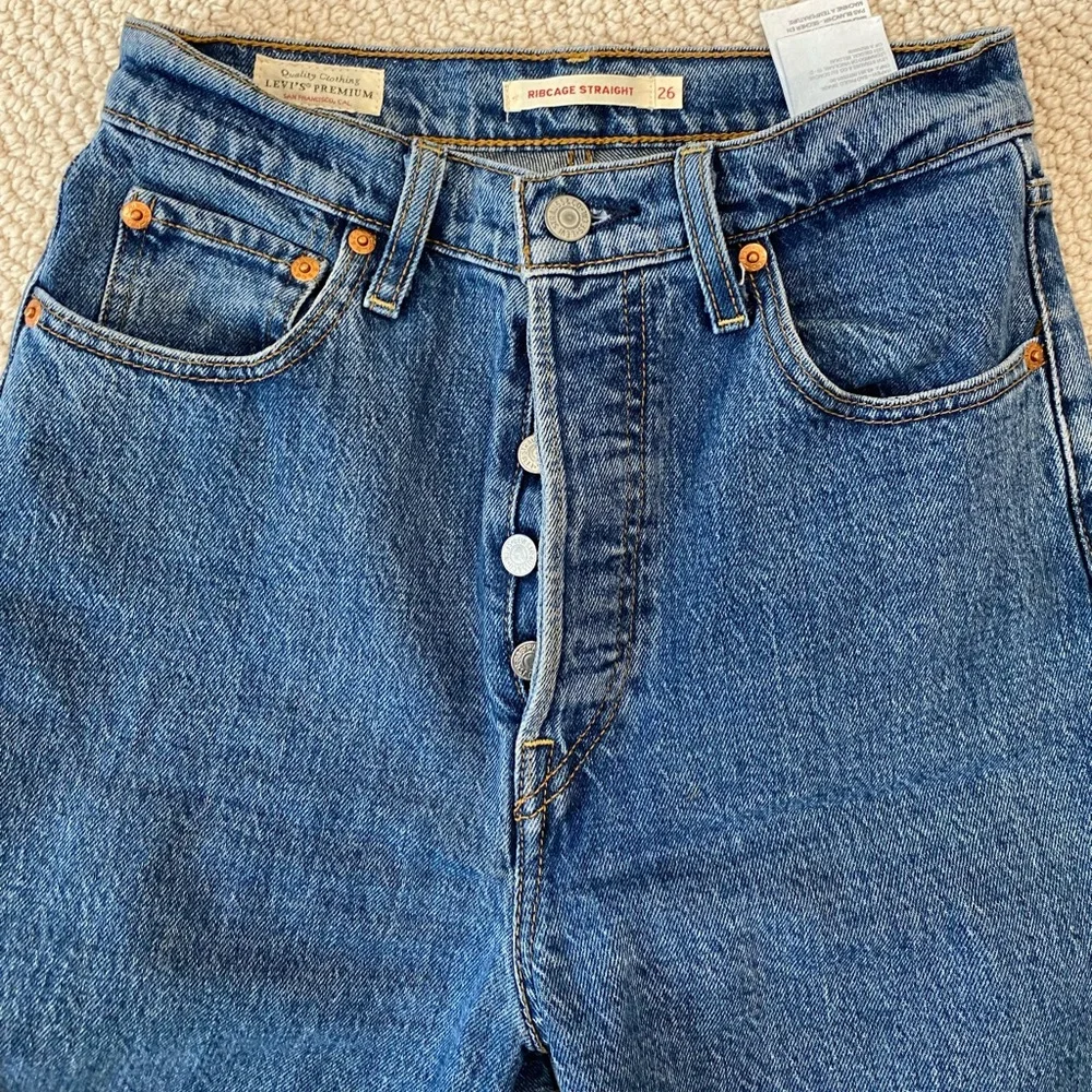 Levi’s Ribcage Straight Leg Jeans size 26 - Picture 5 of 5